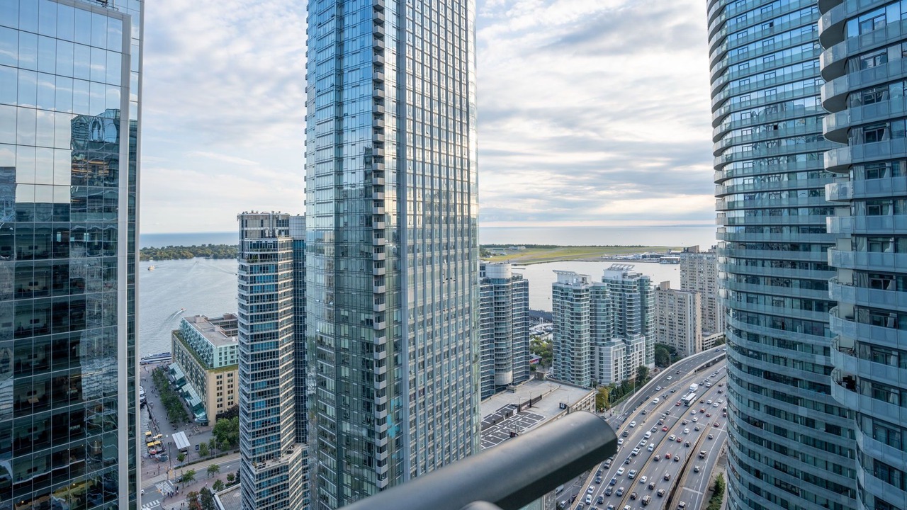 Photo of Outdoor in Toronto Entertainment District