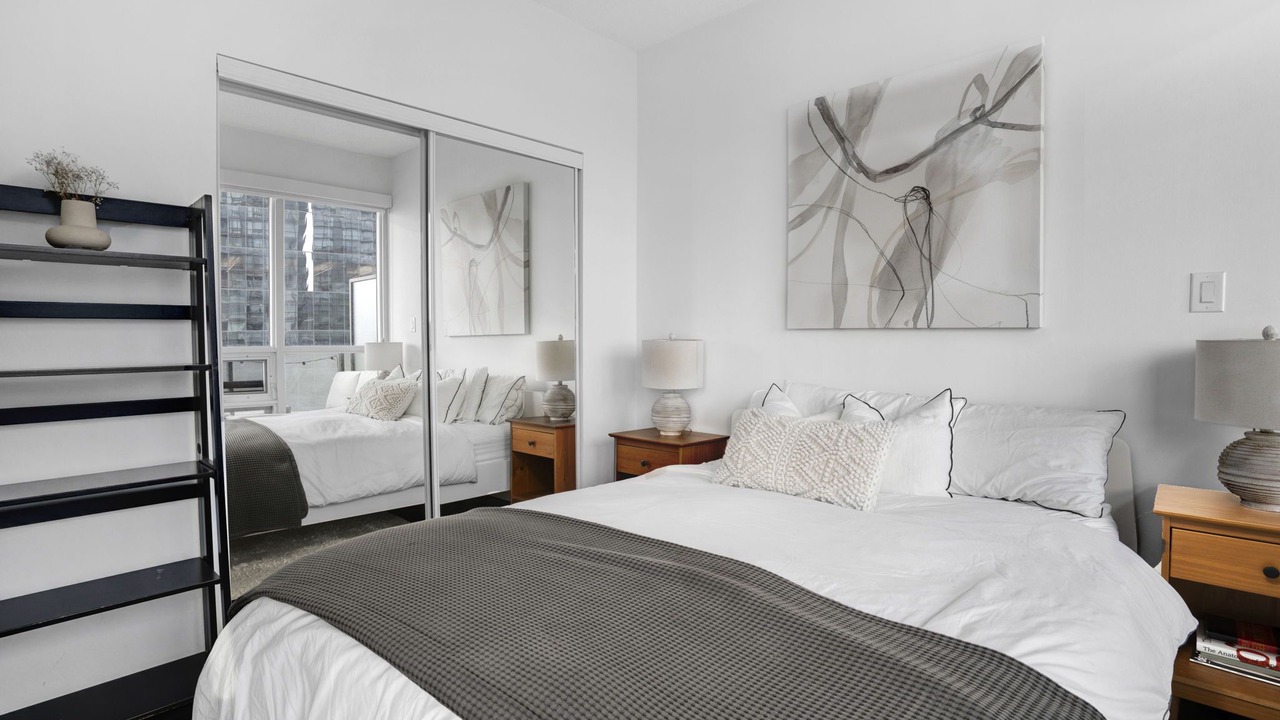 Photo of Bedroom in Toronto Entertainment District