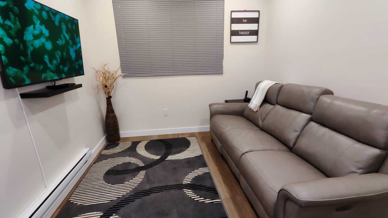 Photo of Livingroom in East Kildonan