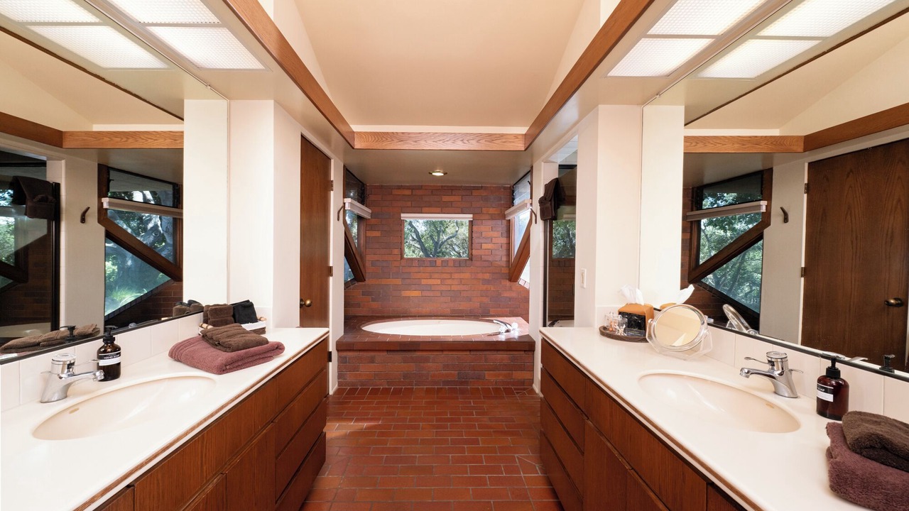 Photo of Bathroom in Solvang