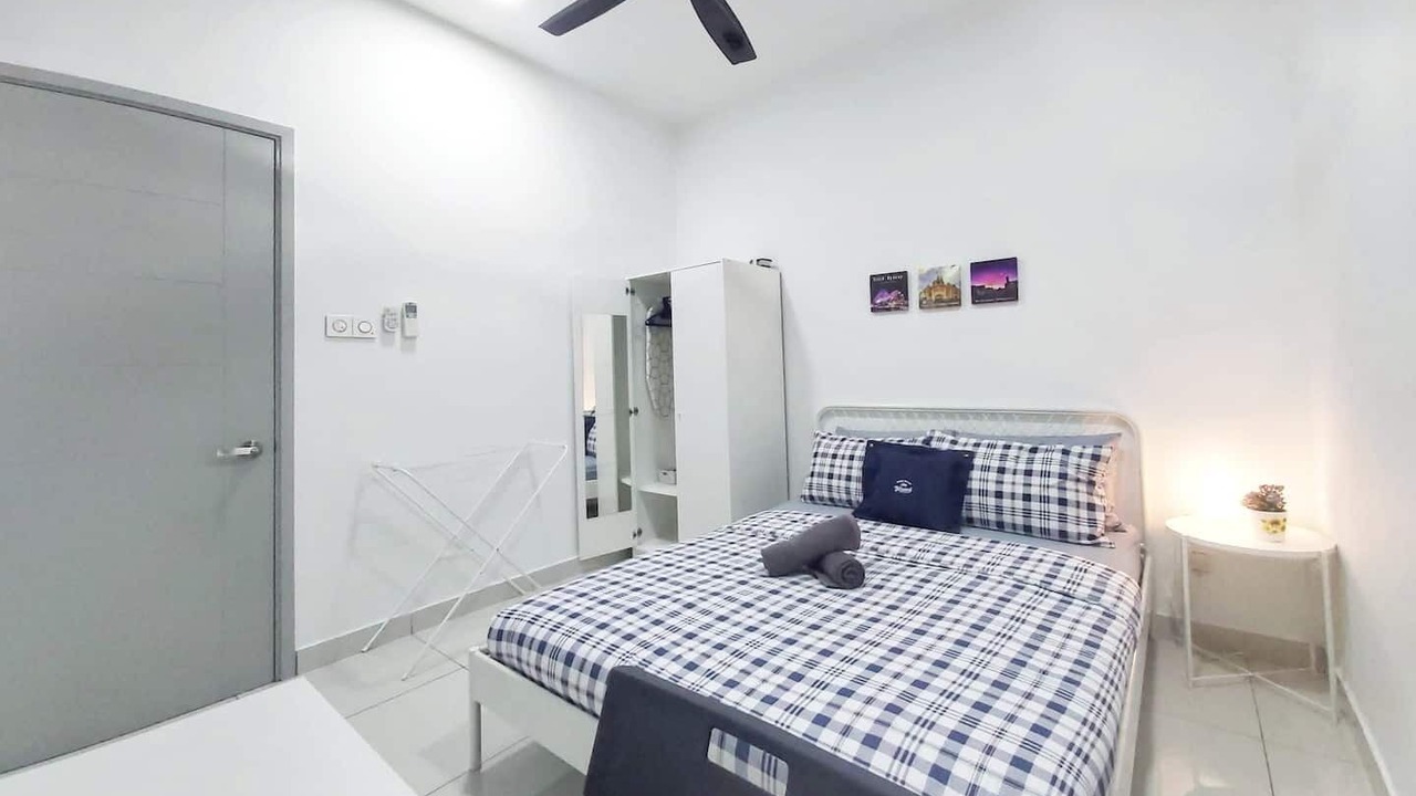 Photo of Bedroom in Bandar Kinrara