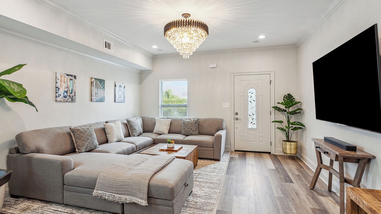 Photo of Livingroom in Tulane - Gravier