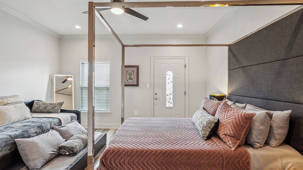 Photo of Bedroom in Tulane - Gravier