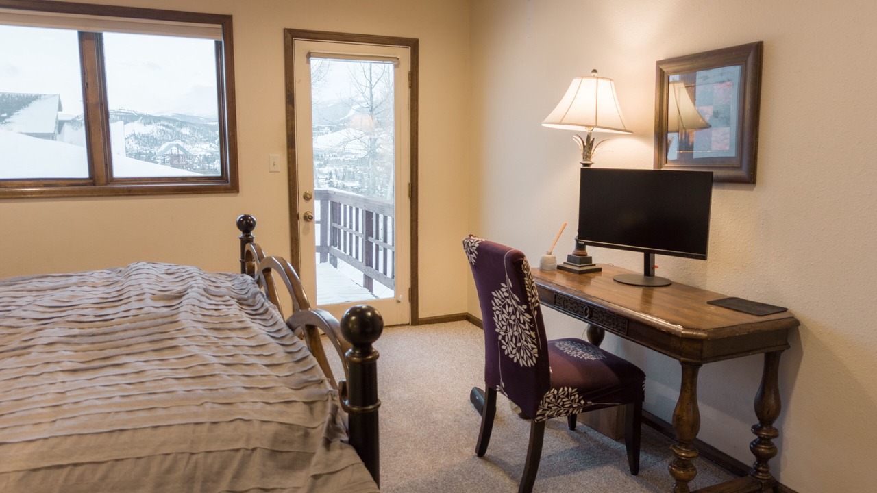 Photo of Bedroom in Silverthorne