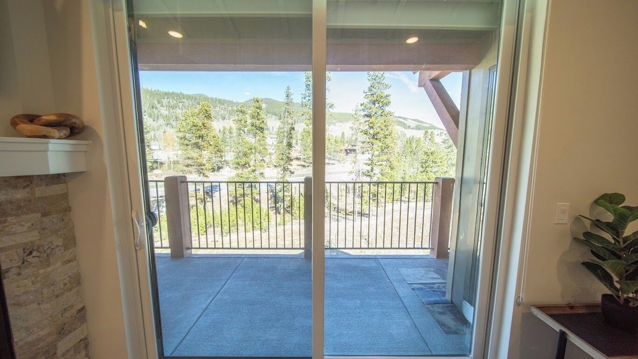 Photo of Patio Balcony in Lakeside Village
