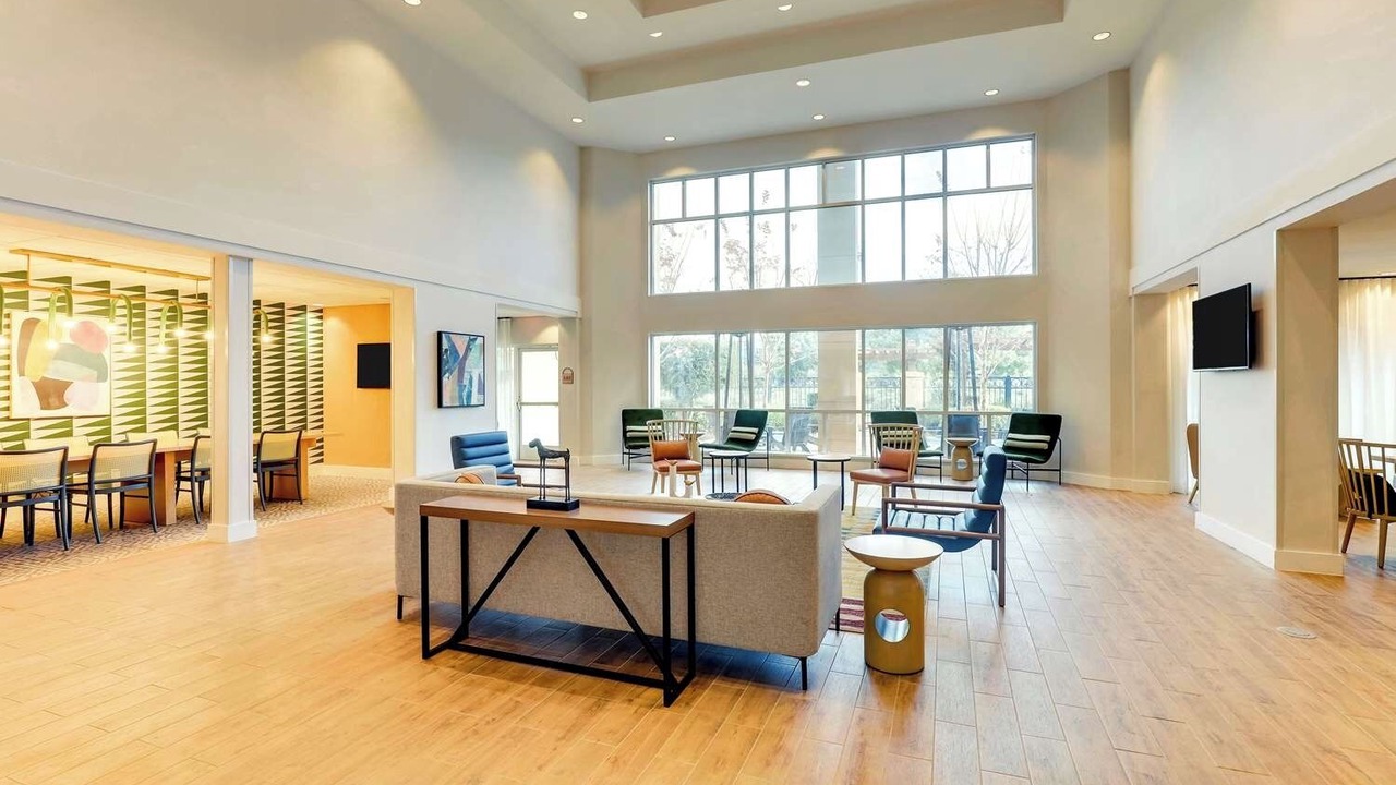 Photo of Others in Oyster Point