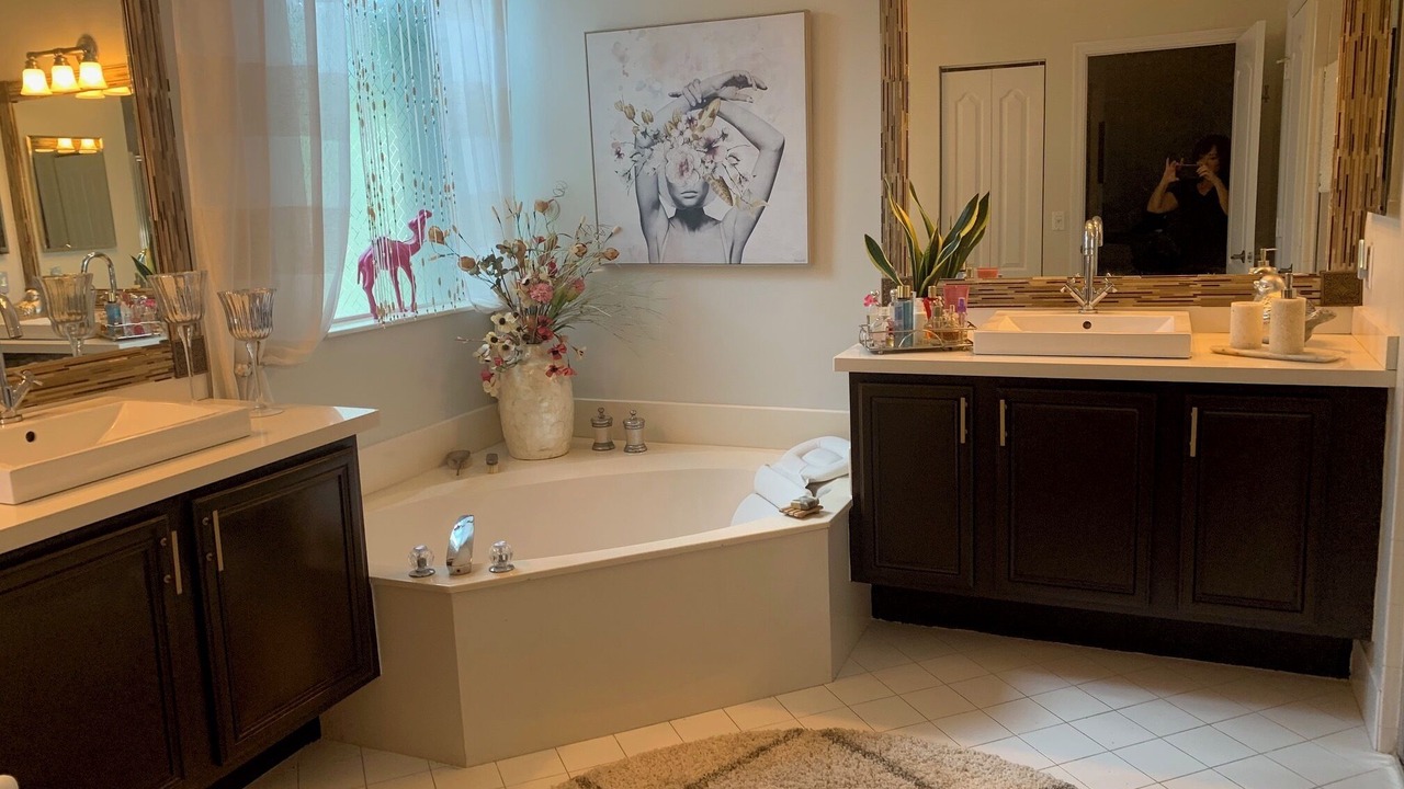 Photo of Bathroom in Lake Ida Shores