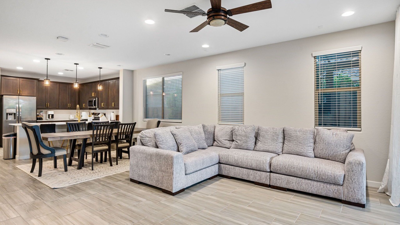 Photo of Livingroom in Queen Creek