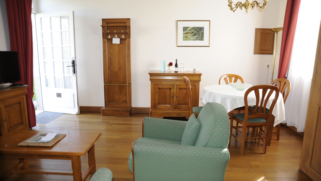 Photo of Livingroom in Le Pont-Chretien-Chabenet