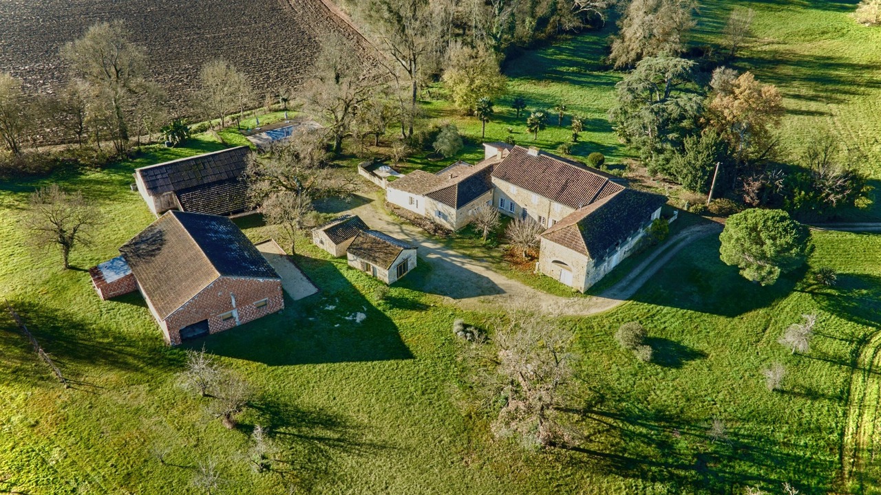 Photo of Outdoor in Valence-sur-Baise