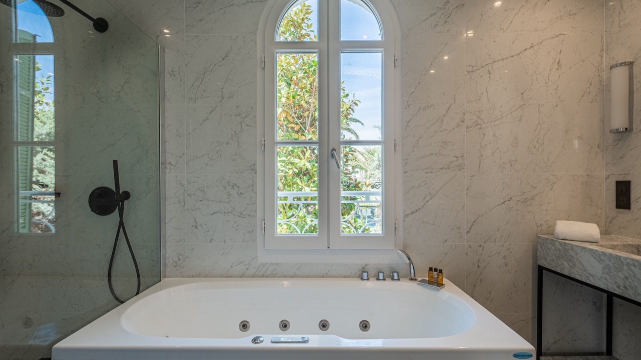 Photo of Bathroom in Boulouris-sur-Mer