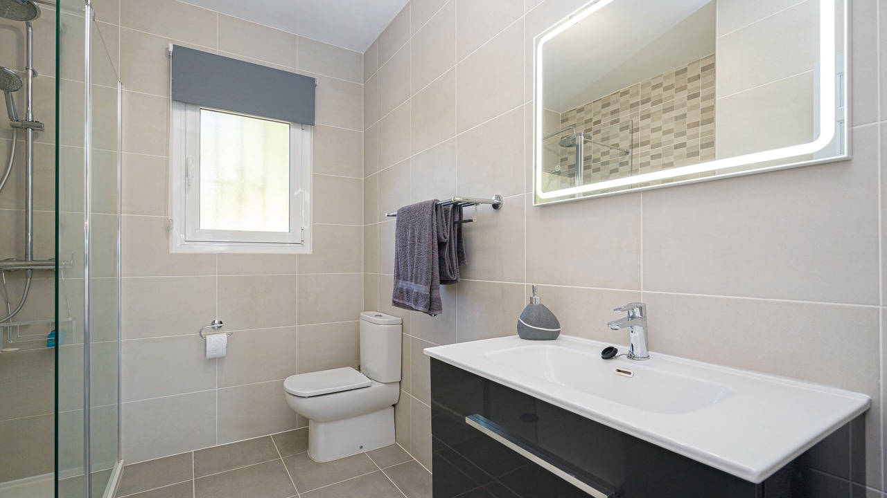 Photo of Bathroom in Benimeit