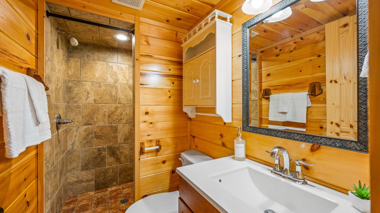 Photo of Bathroom in Sevierville