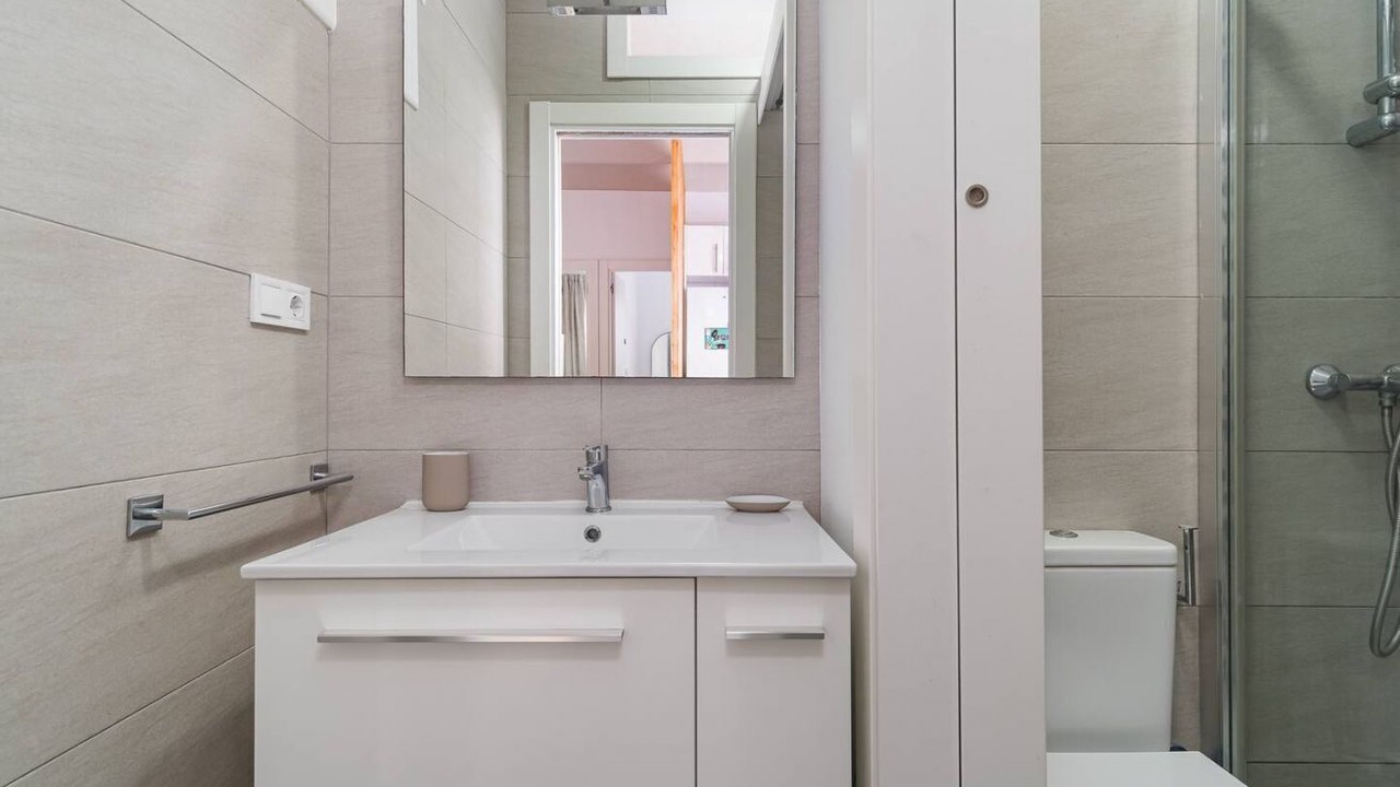 Photo of Bathroom in Sants