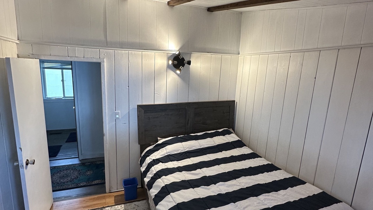 Photo of Bedroom in Romney
