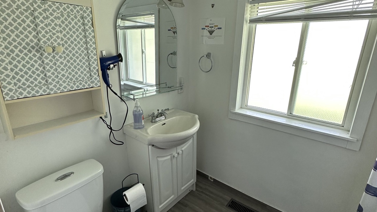 Photo of Bathroom in Romney