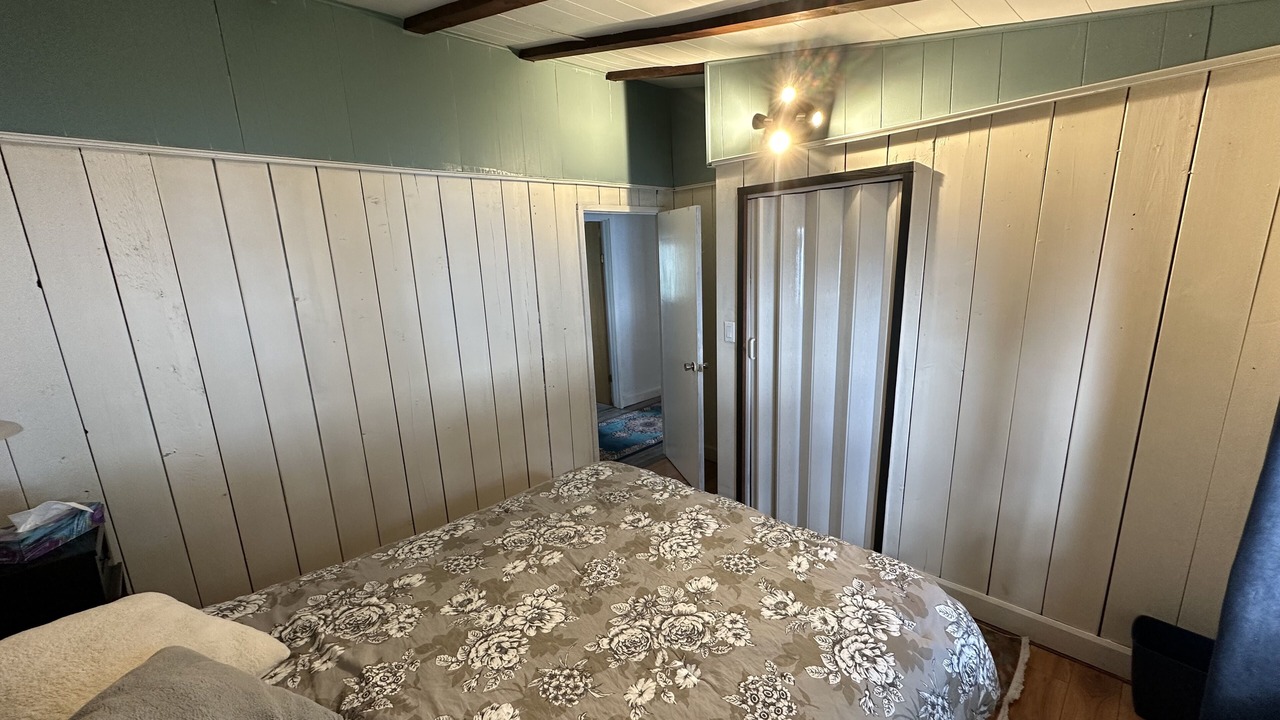 Photo of Bedroom in Romney