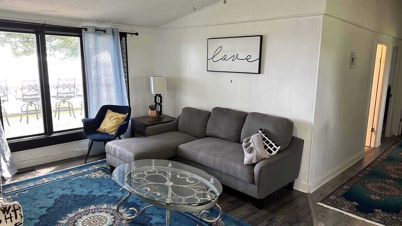 Photo of Livingroom in Romney