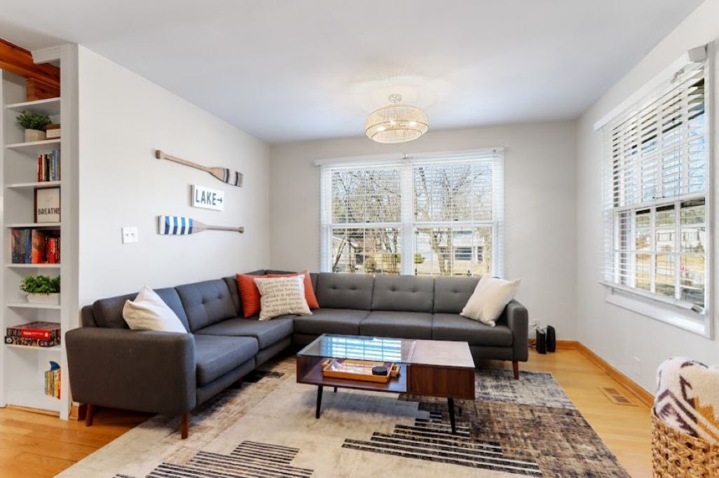 Photo of Livingroom in Country Club Estates