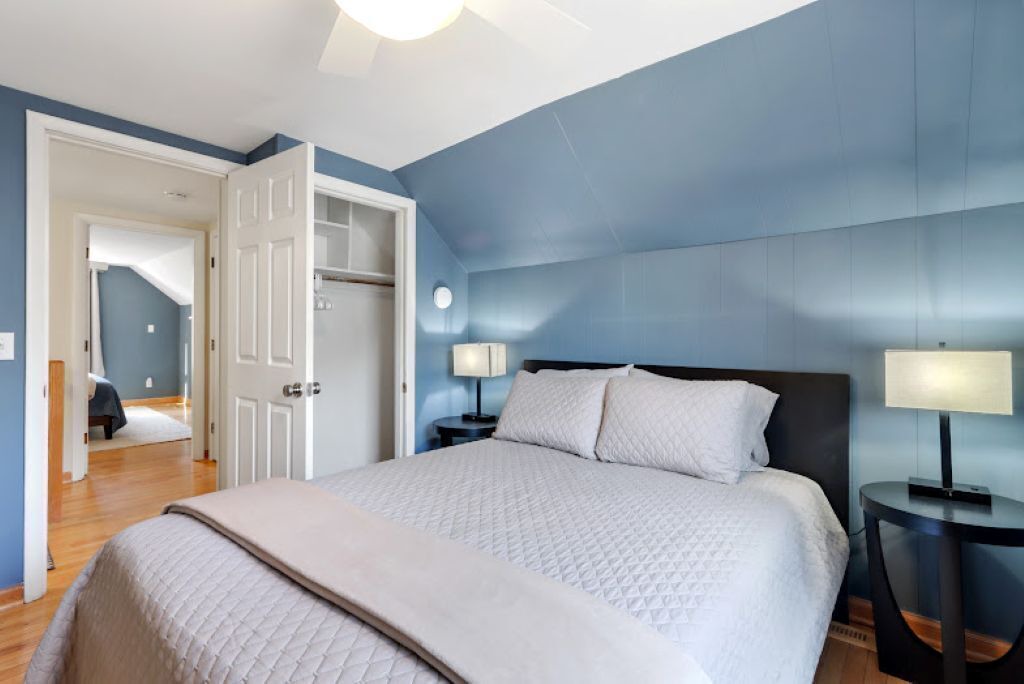 Photo of Bedroom in Country Club Estates