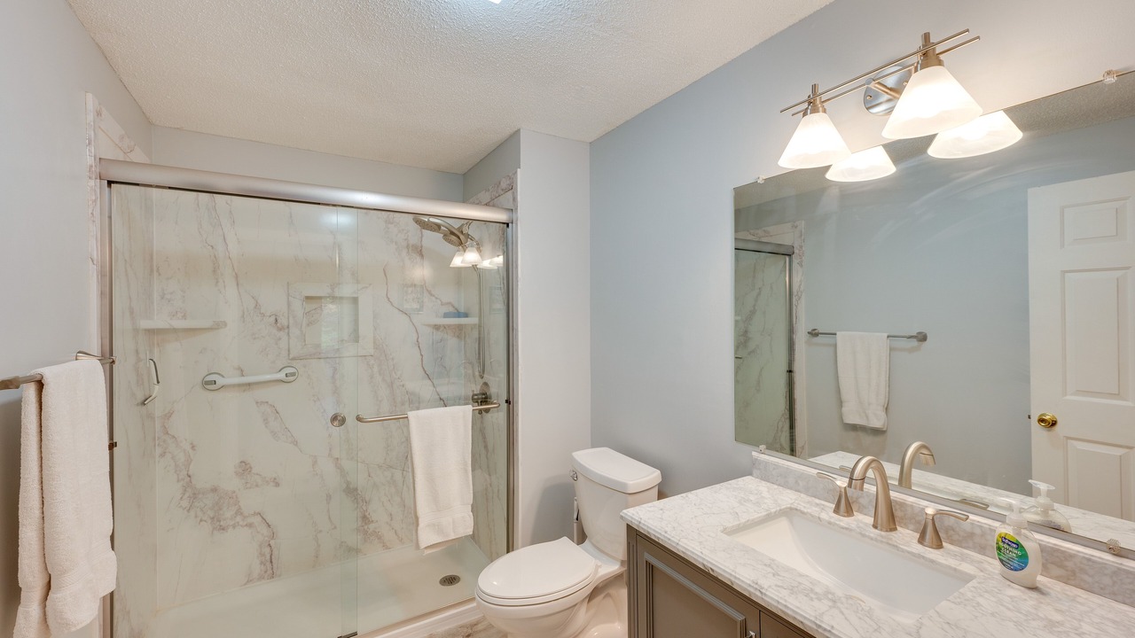 Photo of Bathroom in Bartlett