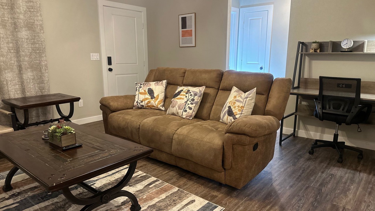 Photo of Livingroom in Odessa