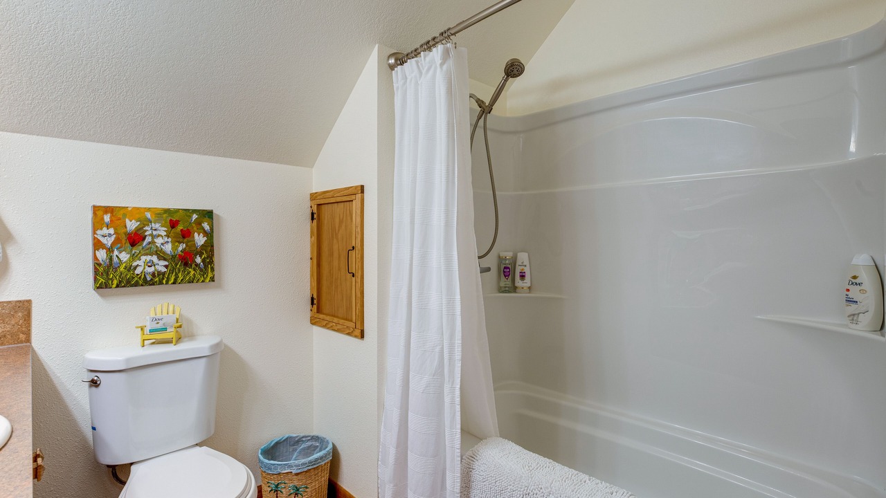 Photo of Bathroom in Ocean Park