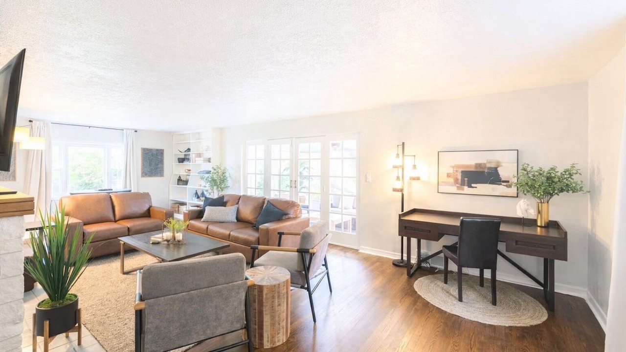 Photo of Livingroom in Saint Marys  Saint Joseph County