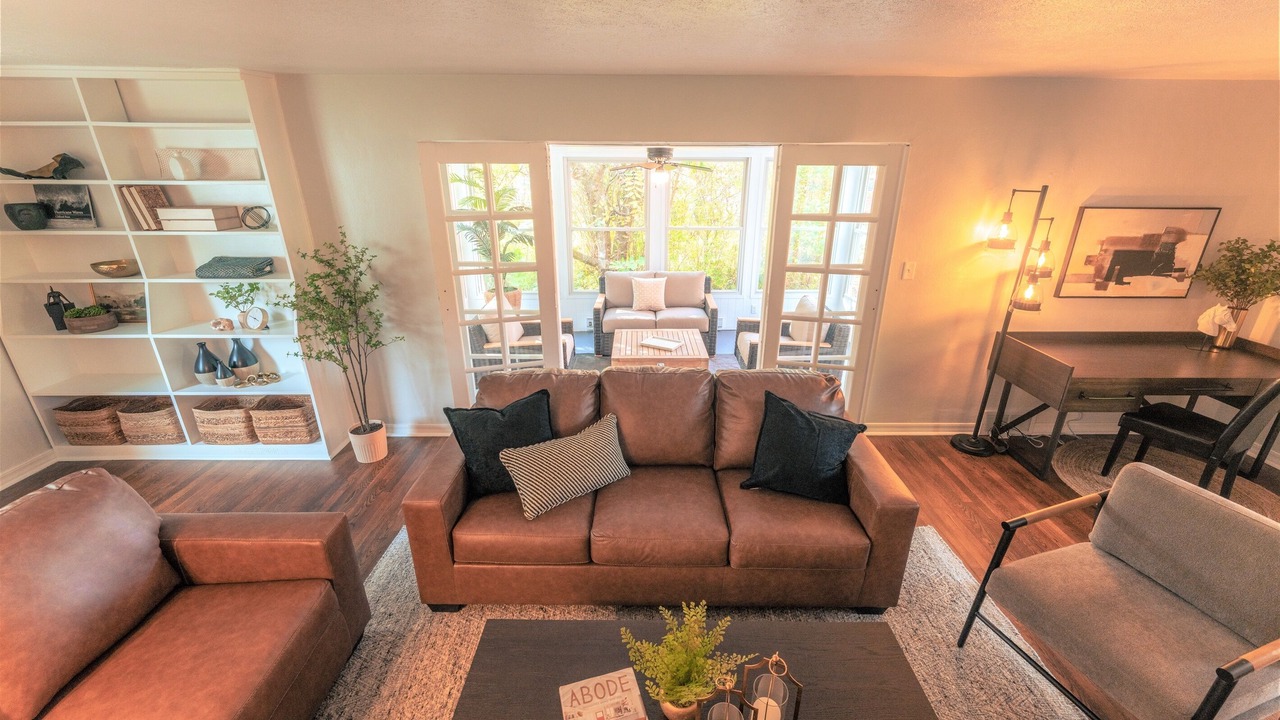 Photo of Livingroom in Saint Marys  Saint Joseph County