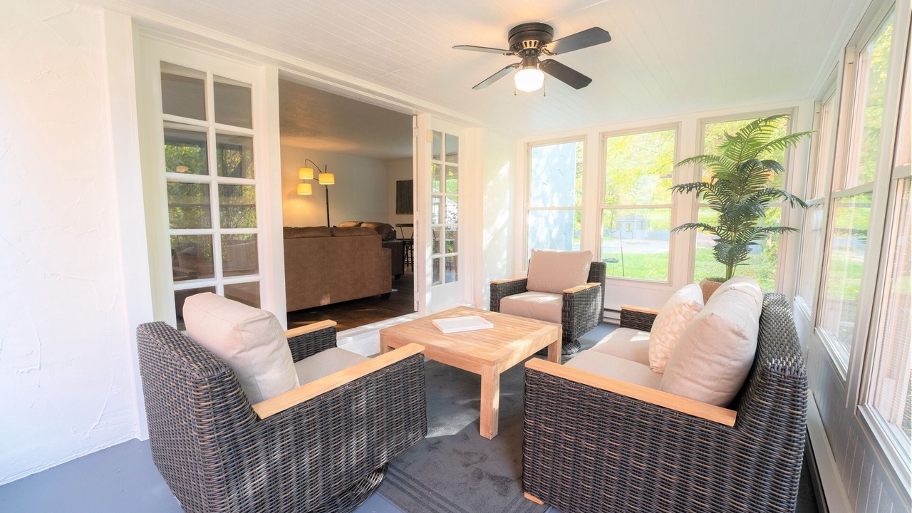 Photo of Livingroom in Saint Marys  Saint Joseph County