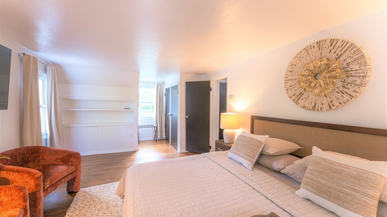 Photo of Bedroom in Saint Marys  Saint Joseph County