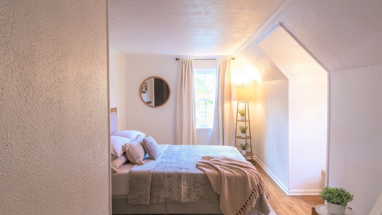 Photo of Bedroom in Saint Marys  Saint Joseph County