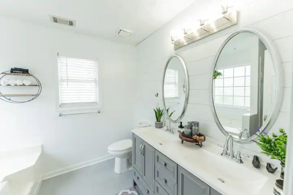 Photo of Bathroom in Hoschton