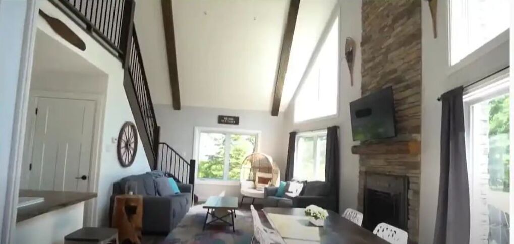 Photo of Livingroom in McNab/Braeside