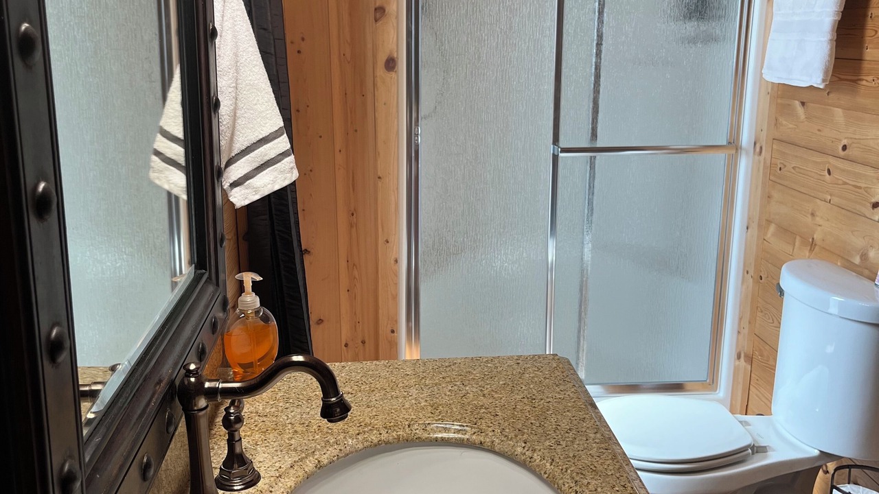 Photo of Bathroom in Greers Ferry