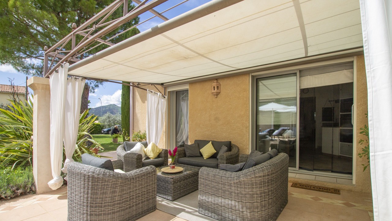 Photo of Patio Balcony in Digne-les-Bains