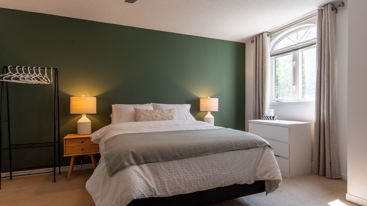 Photo of Bedroom in East Danforth