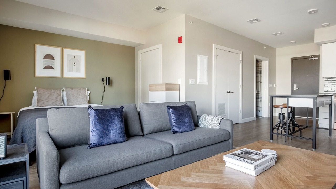 Photo of Livingroom in East Cambridge