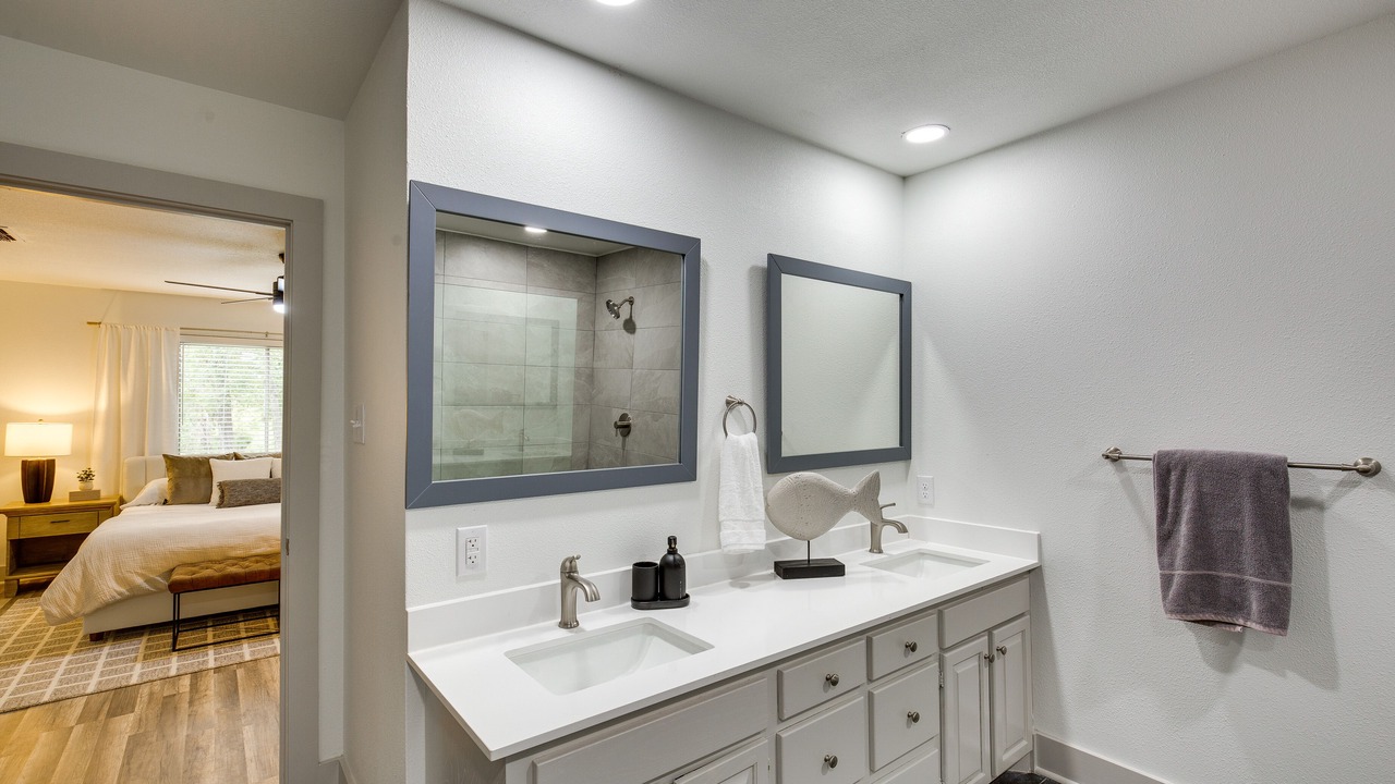 Photo of Bathroom in Kemp