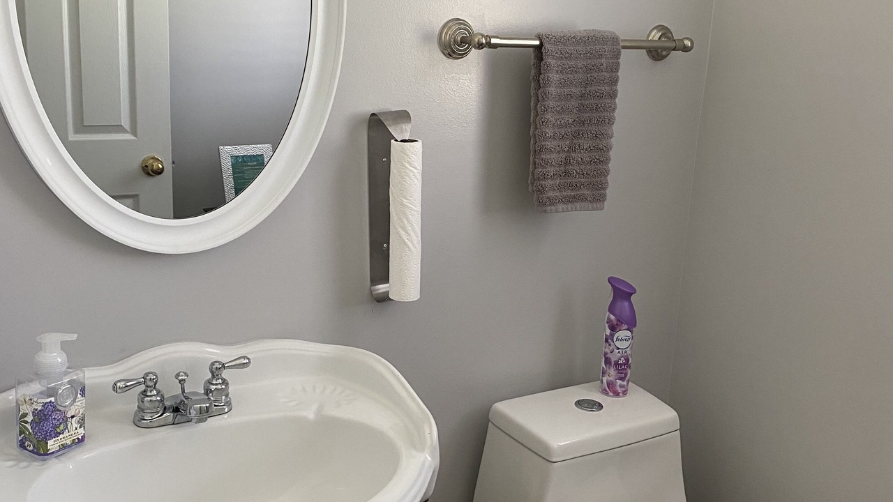 Photo of Bathroom in Cliftondale