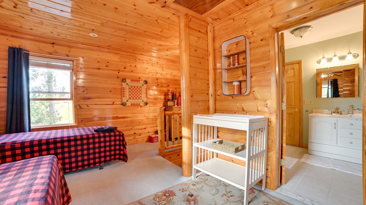 Photo of Bedroom in Cheboygan