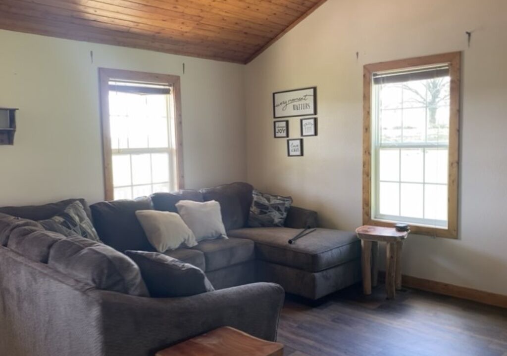 Photo of Livingroom in Powell