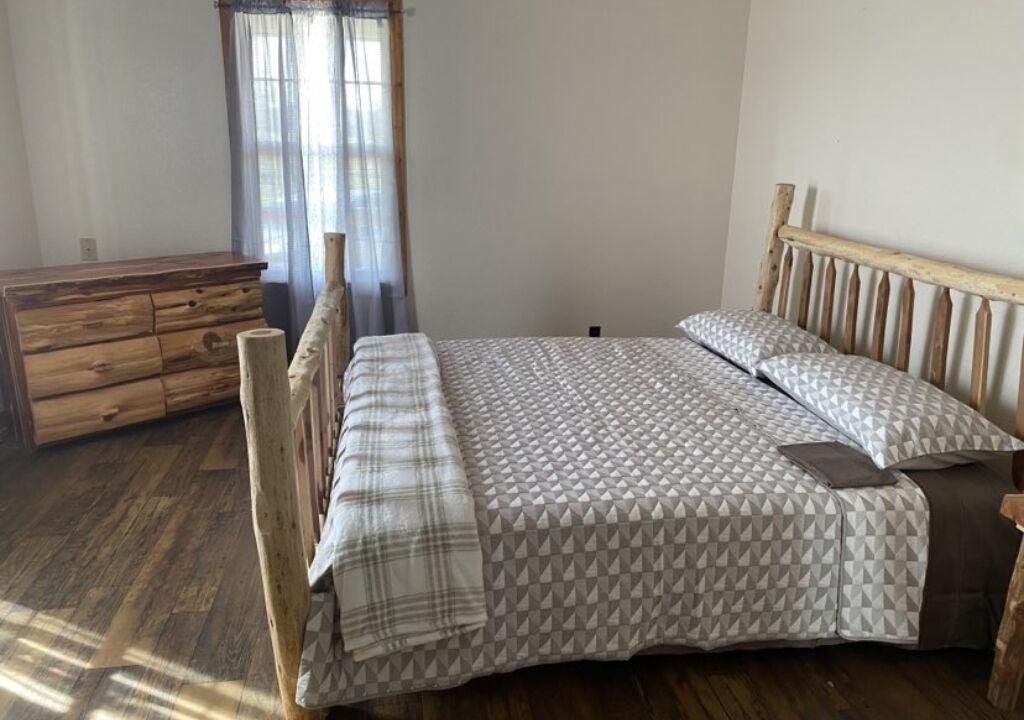 Photo of Bedroom in Powell
