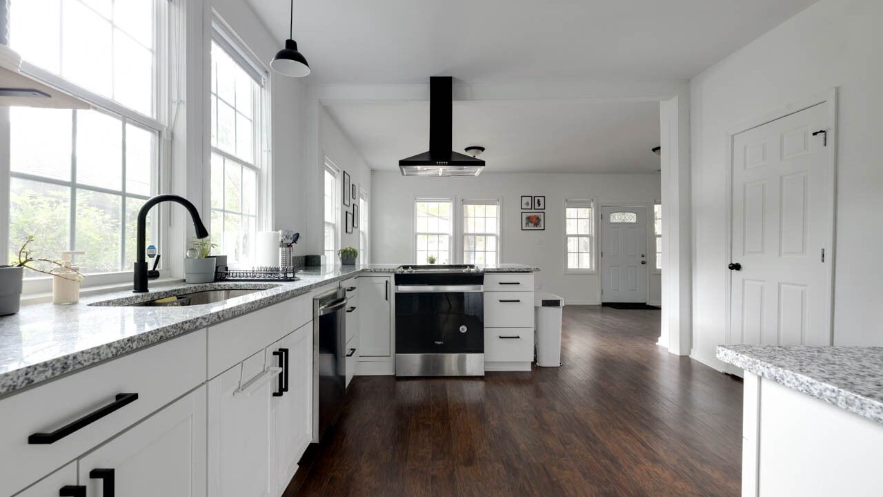 Photo of Kitchen in Central Gardens