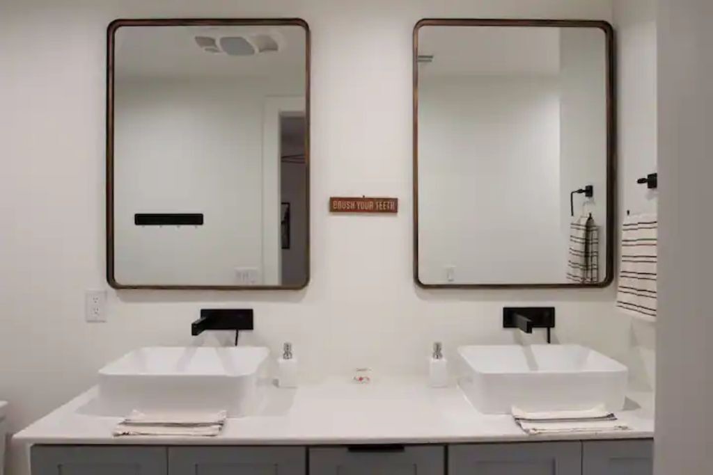Photo of Bathroom in Windsor Hills