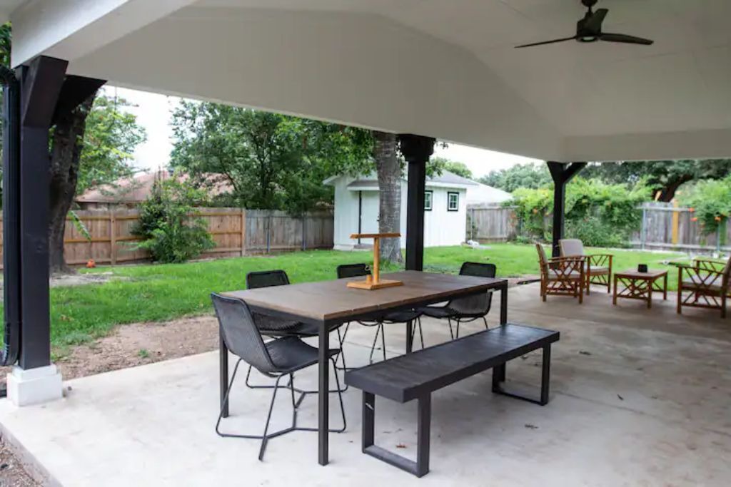 Photo of Outdoor in Windsor Hills