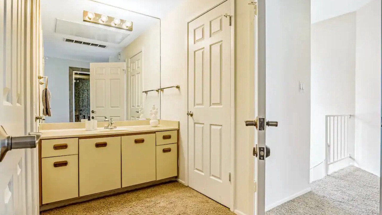 Photo of Bathroom in The Hills