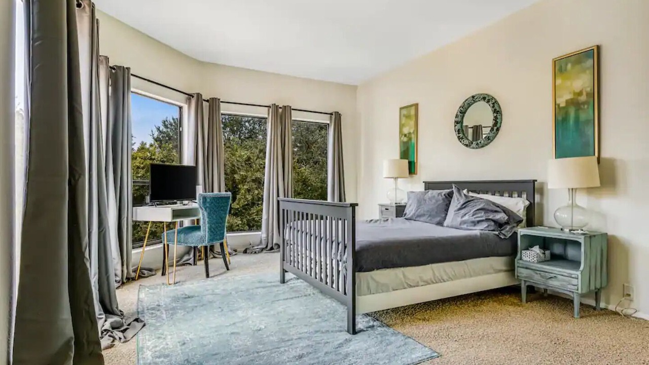Photo of Bedroom in The Hills