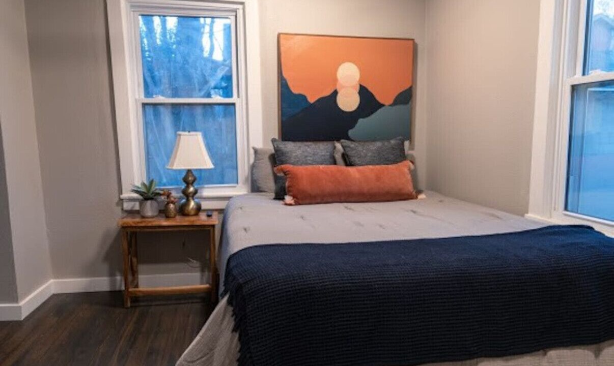Photo of Bedroom in Central Arlington