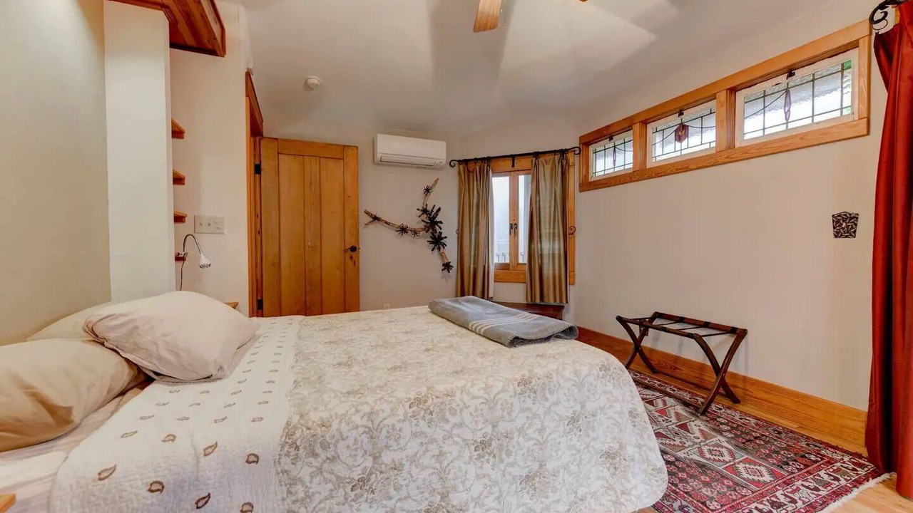 Photo of Bedroom in Hyde Park